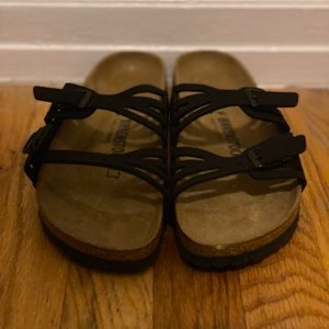 Brand new! Birkenstock Sandals 🖤